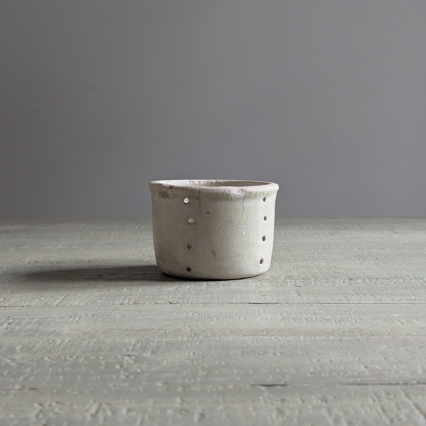 Small Off-White Cheese Strainer