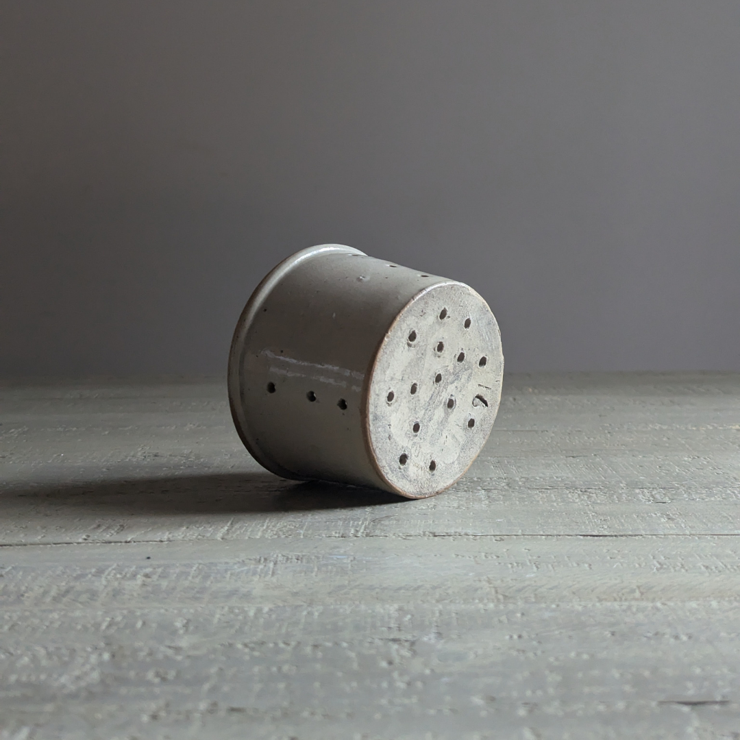 Medium Cheese Strainer