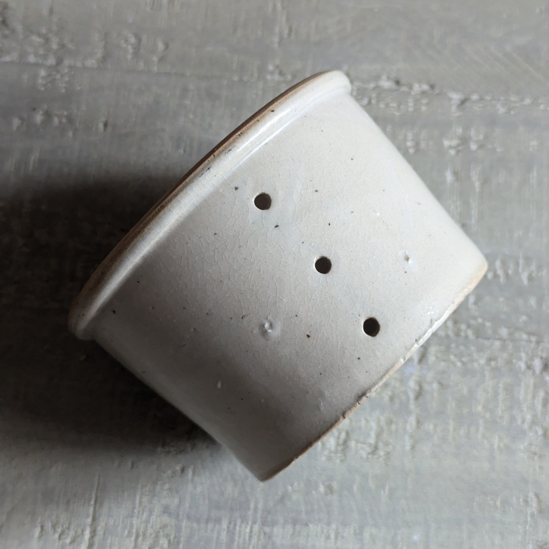 Medium Cheese Strainer