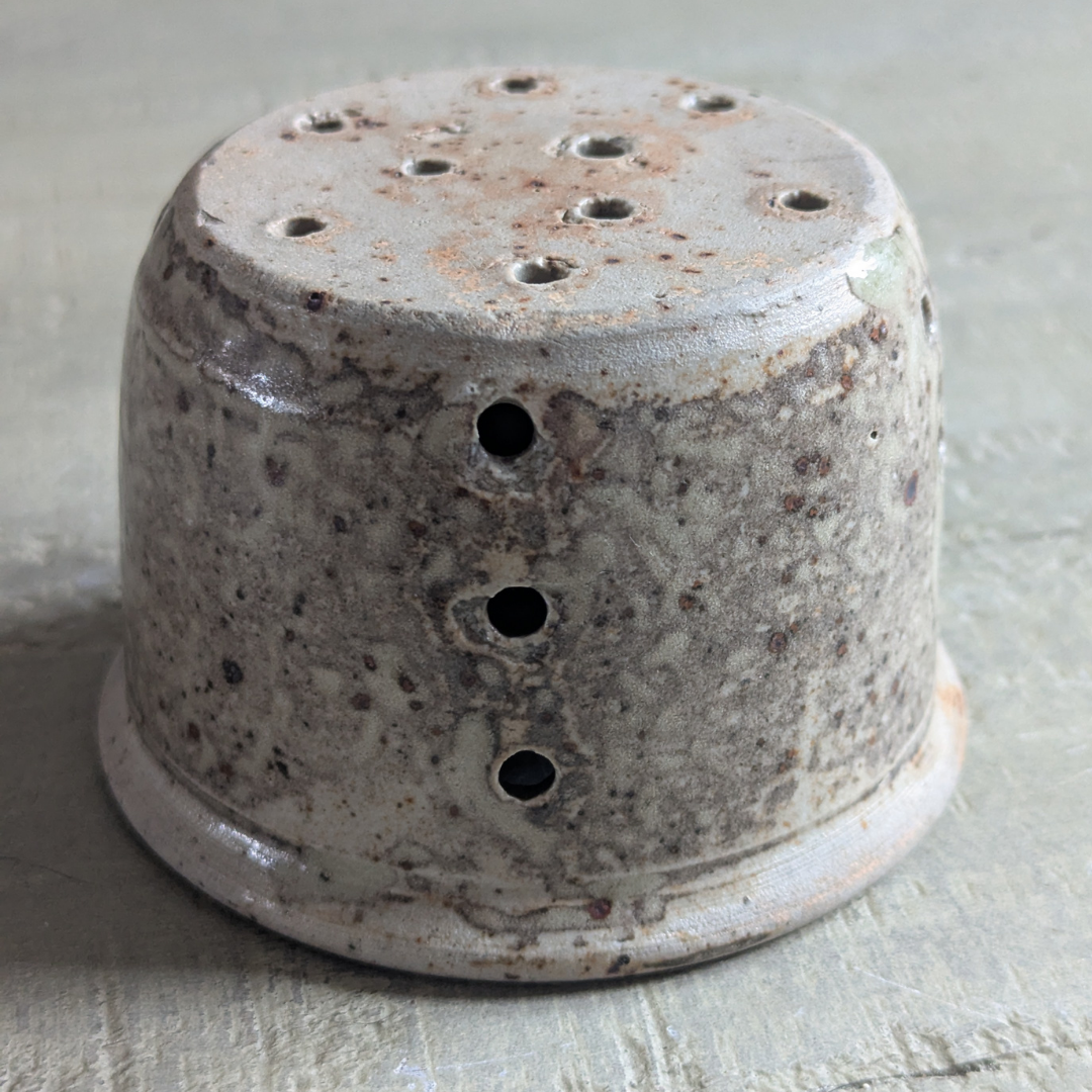 Speckled Grey Cheese Strainer