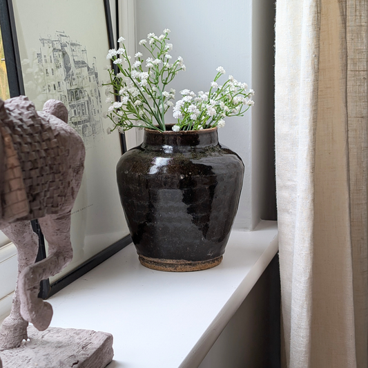 Small Black Chinese Pot