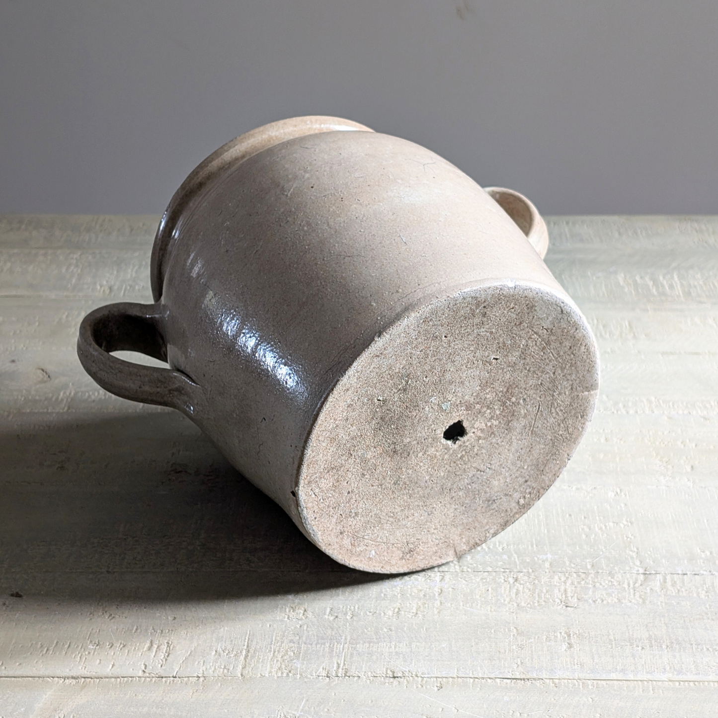 Large Loop Ear Confit Pot