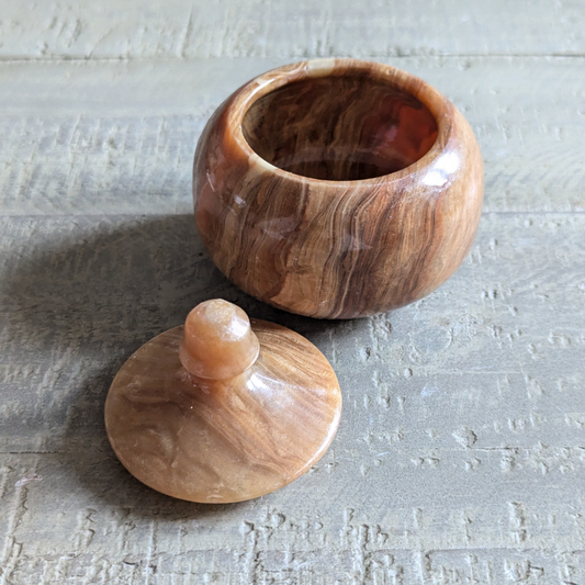 Onyx Lidded Pot