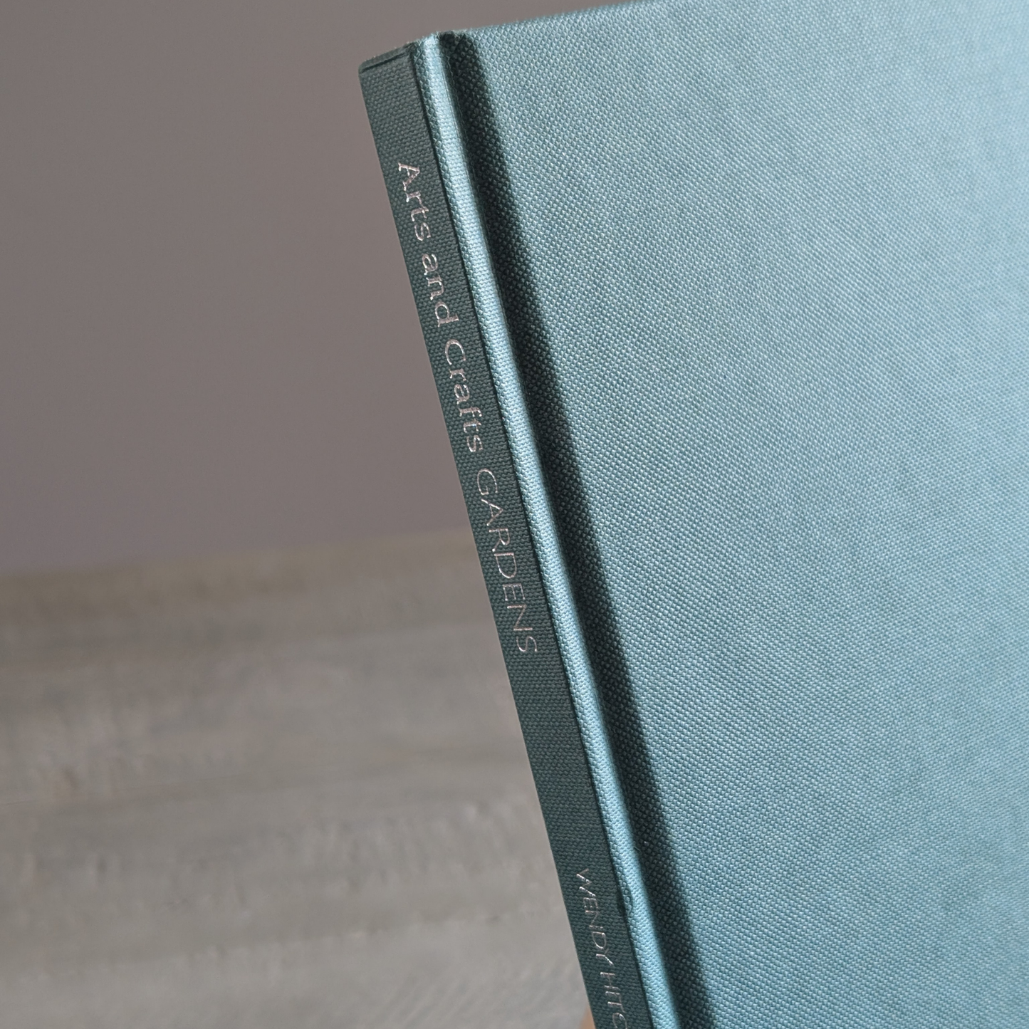 Arts & Crafts Gardens Book