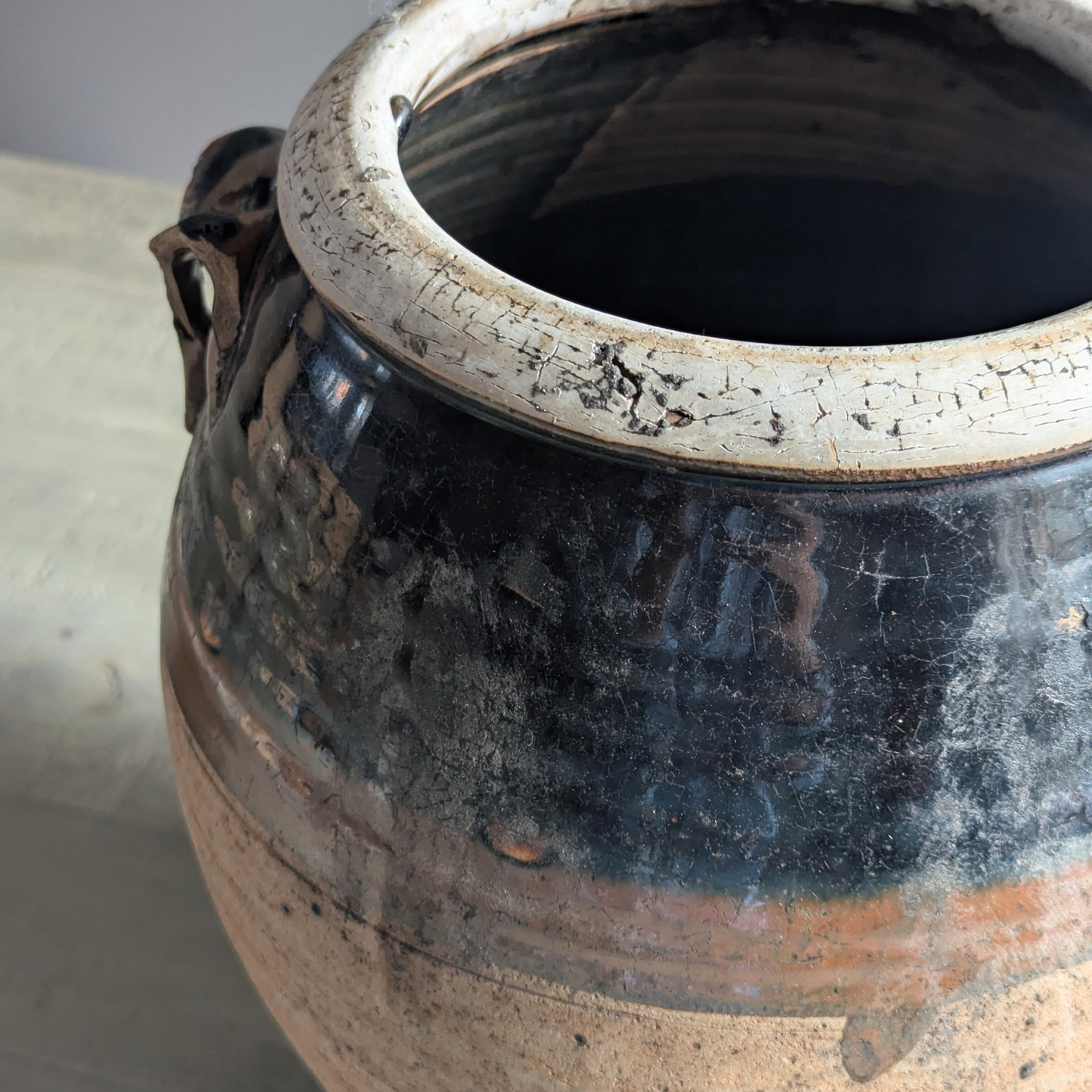 Large Brown Glaze Confit Pot