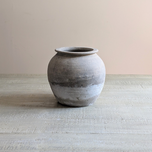 Medium Grey Pot 3