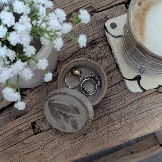 Small Beige Stoneware Trinket Pot