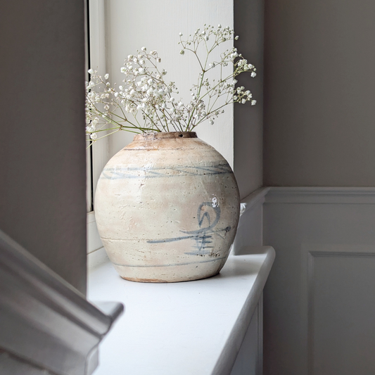 Large White & Blue Ginger Jar