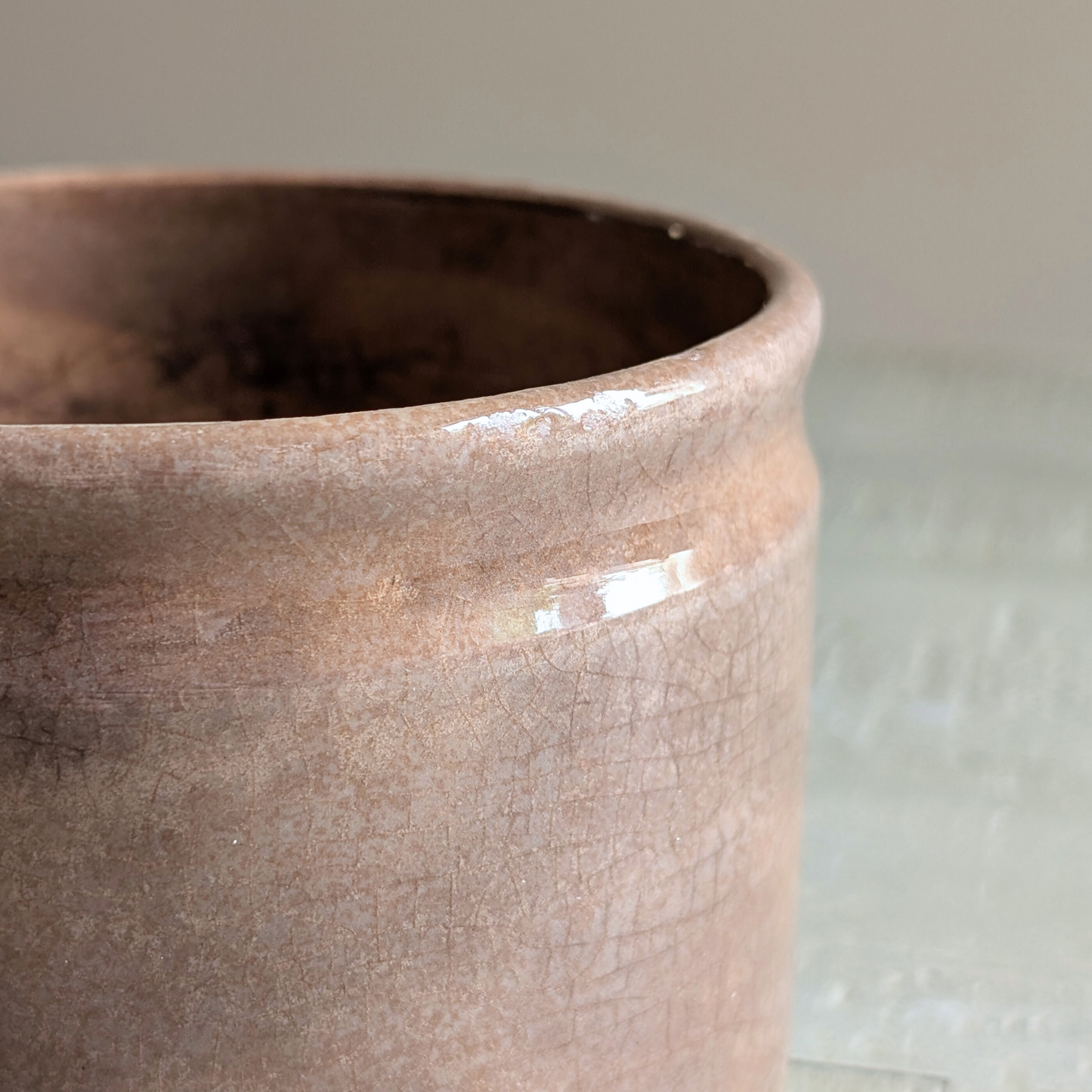 Brown Mottled Pot 2