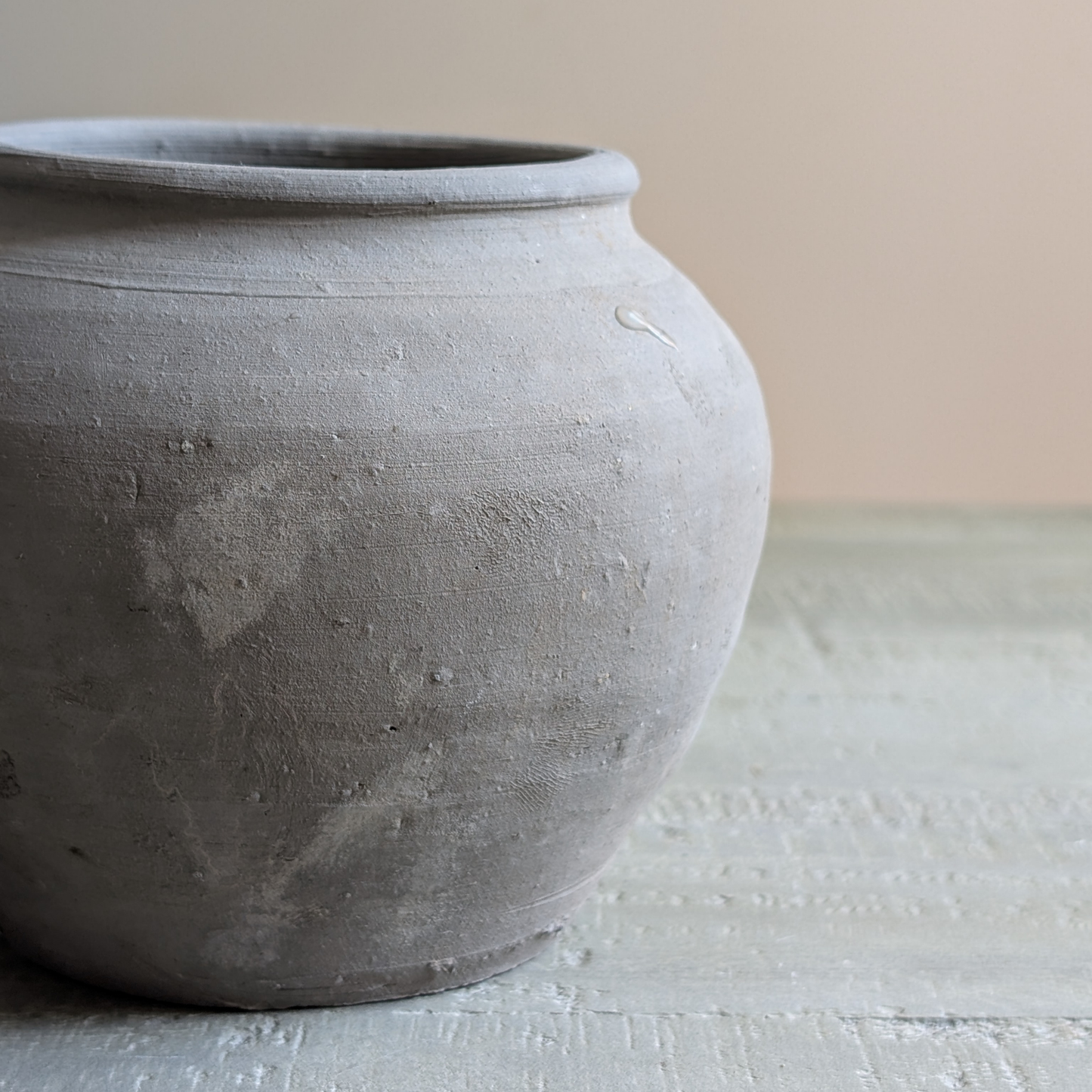 Small Grey Pot 4