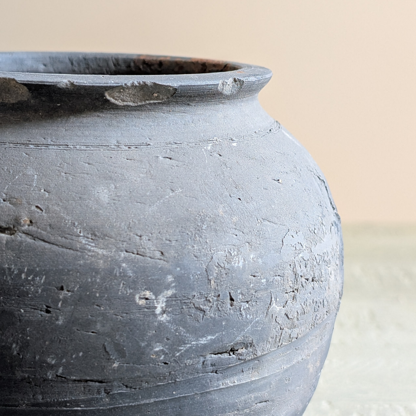 Small Charcoal Pot 1