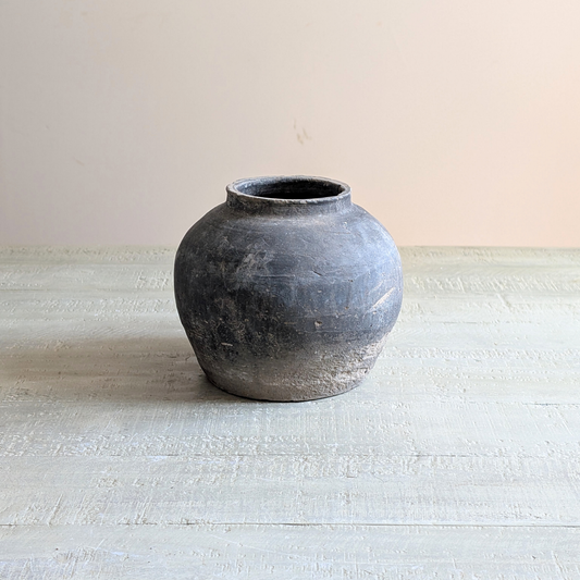 Small Charcoal Pot 2