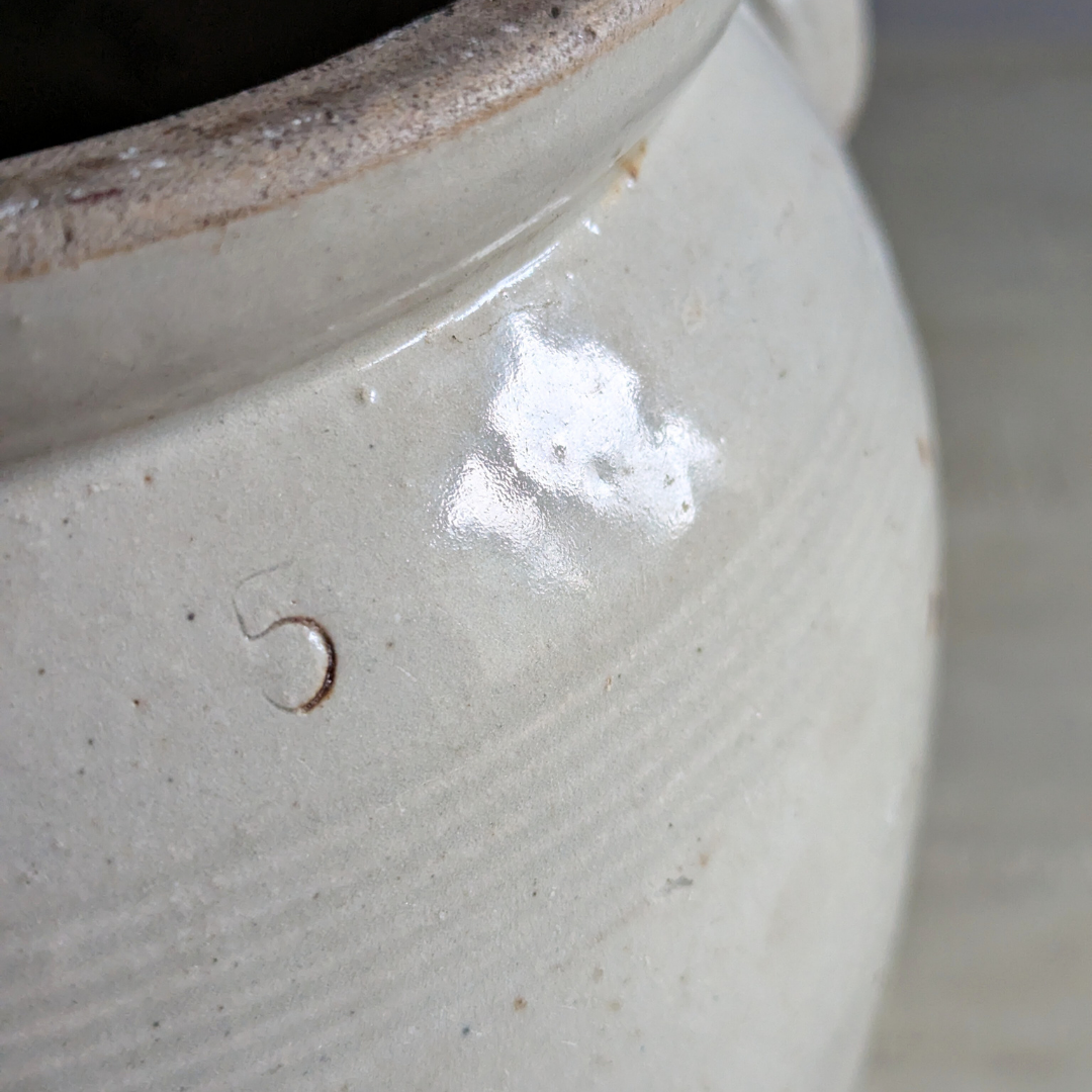 Large Off-White Confit Pot