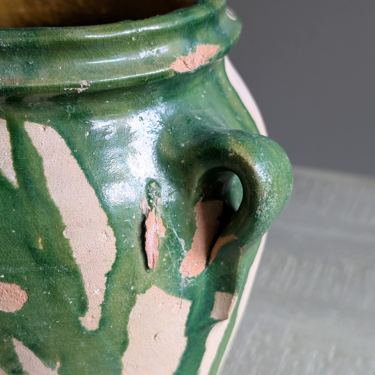 Green Spanish Olive Pot