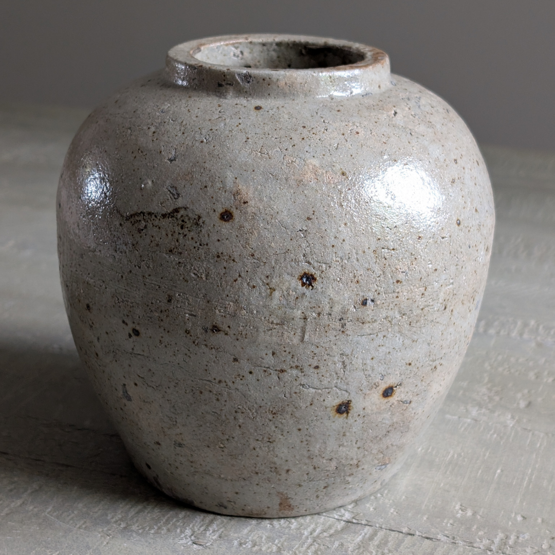 Large Beige Ginger Jar