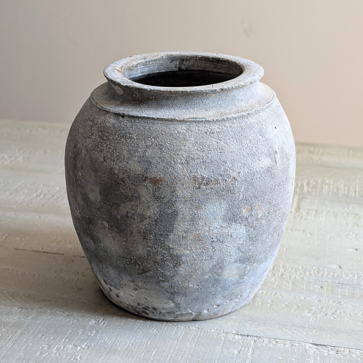 Medium Grey Pot 2
