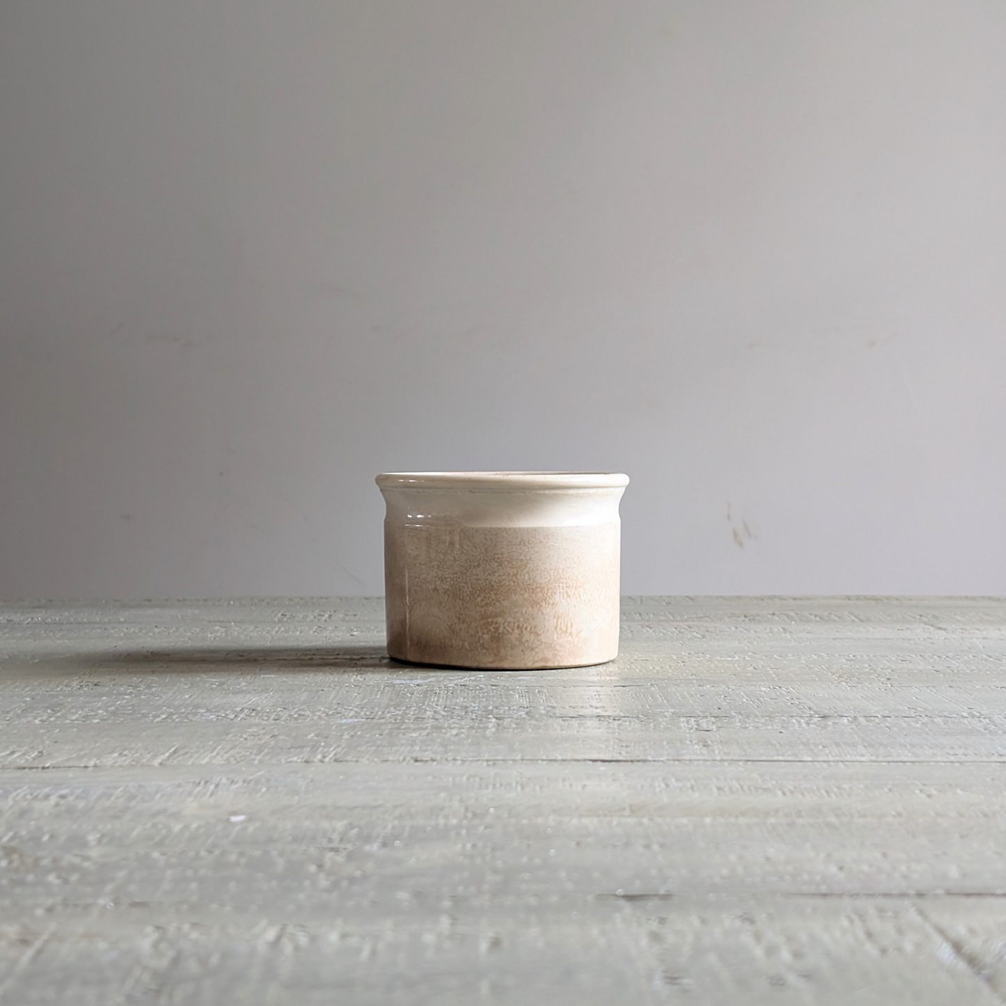 Small Mottled Pot 1