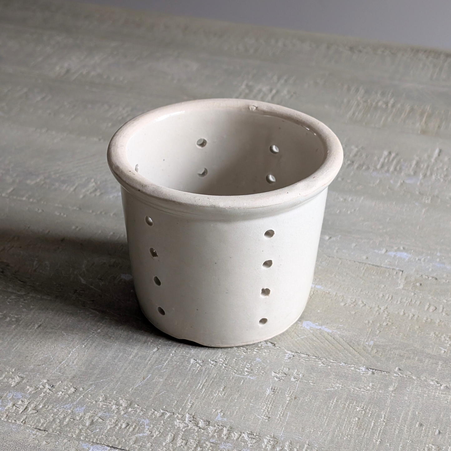 Medium Cheese Strainer
