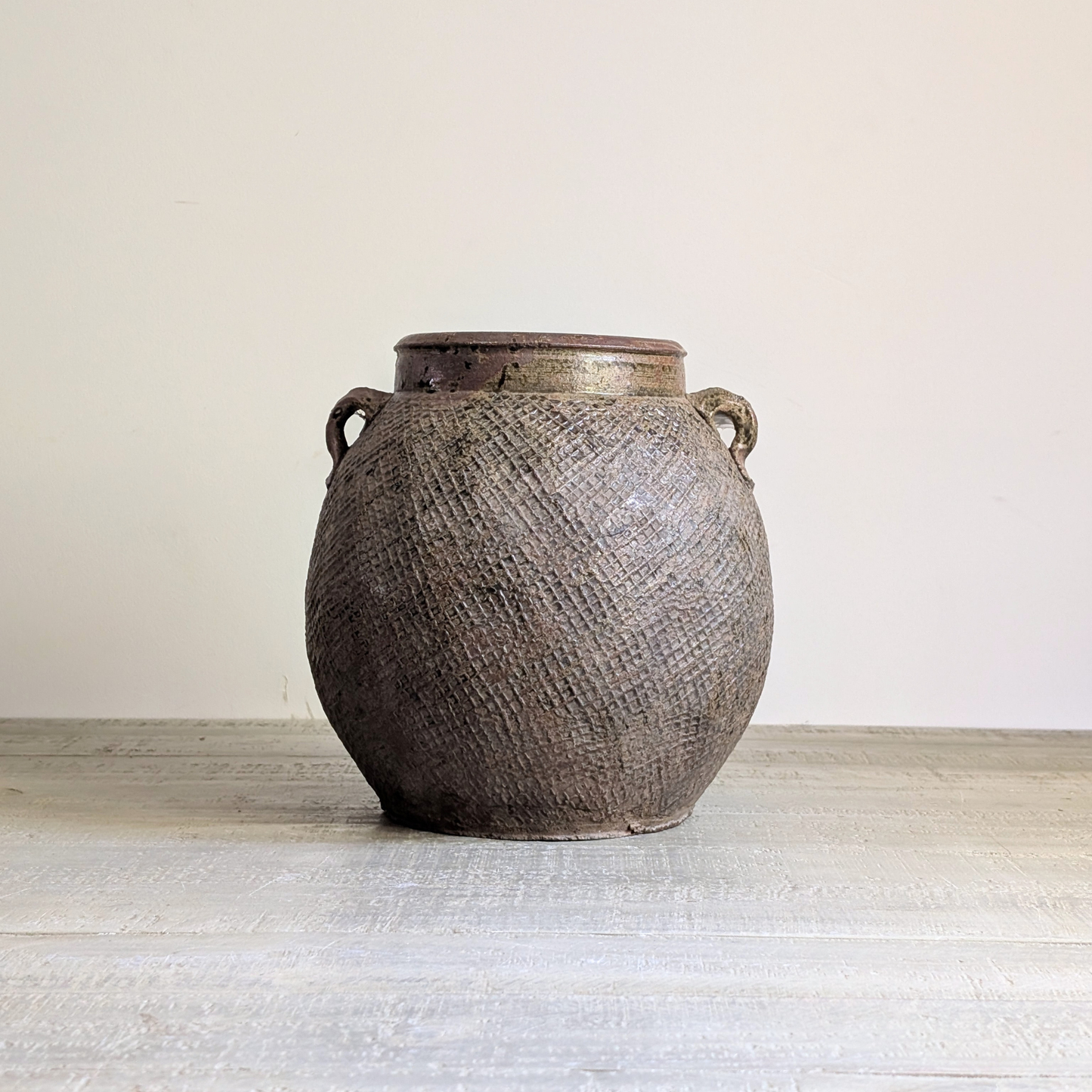 Large Yunnan Pot 1