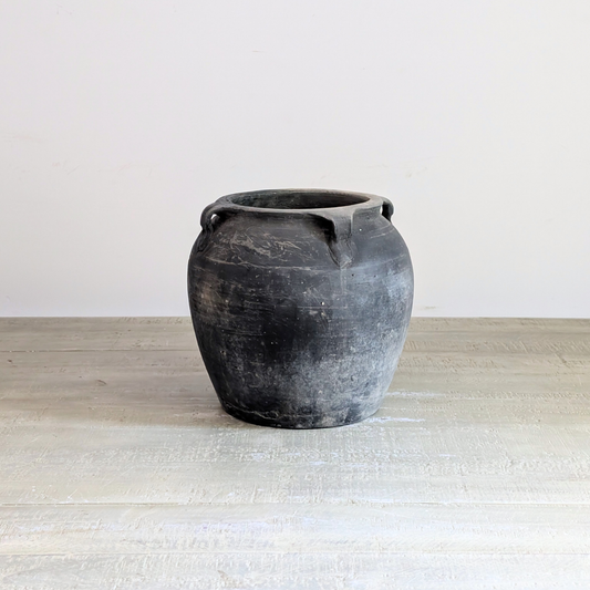 Medium Primitive Pot 1