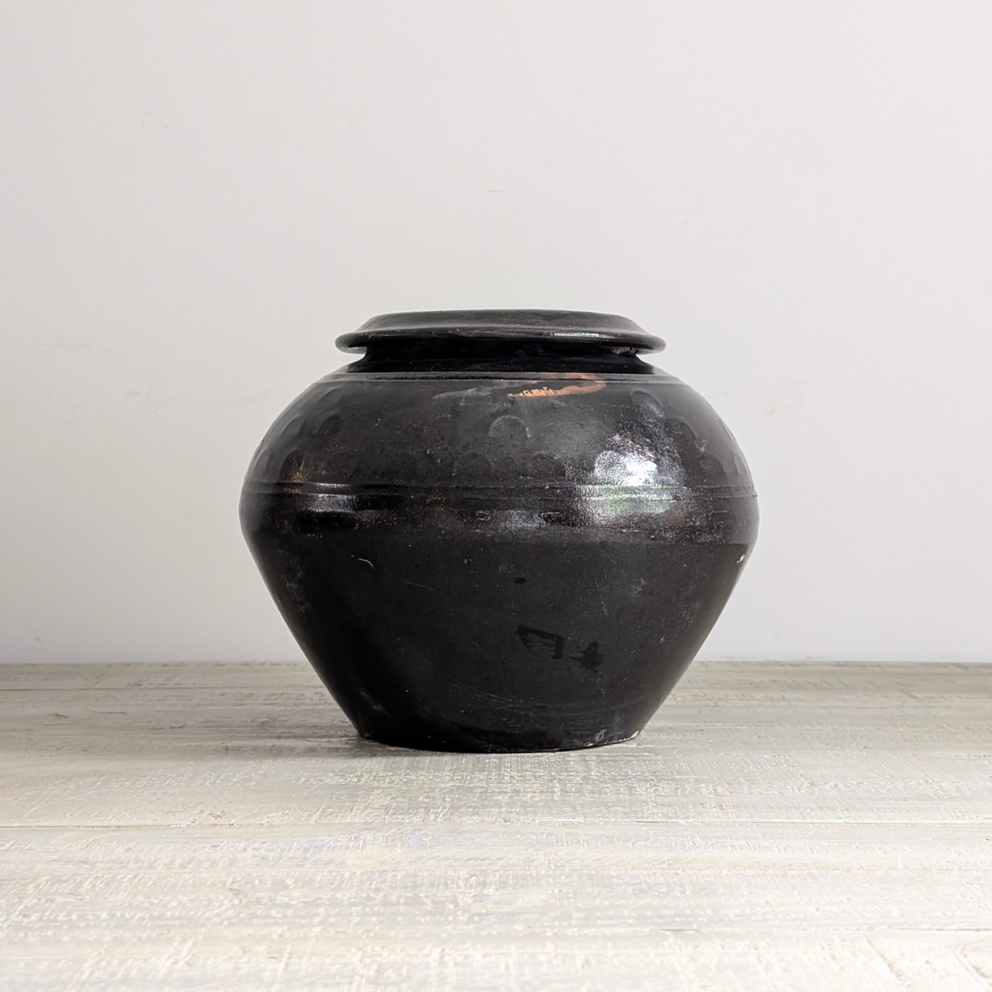 Chinese Black Pot