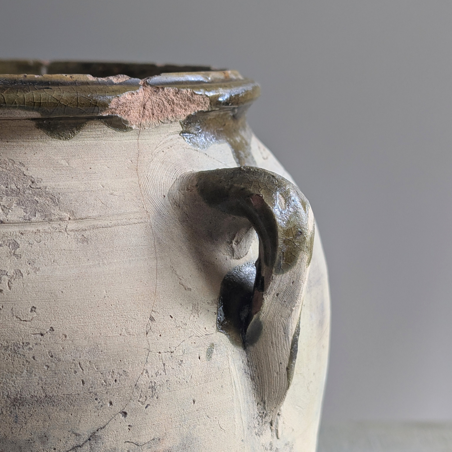 Large Spanish Olive Pot
