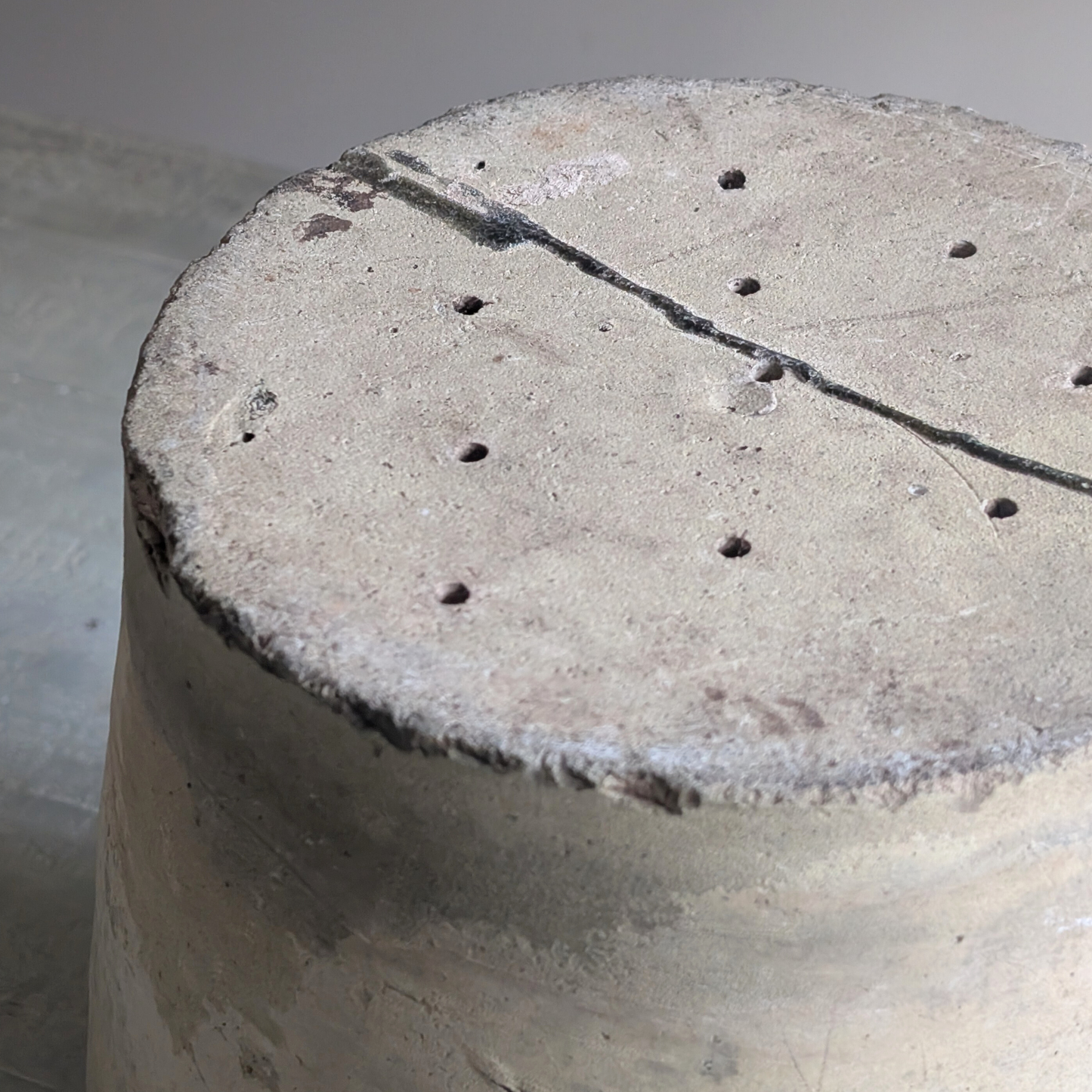 Large Spanish Olive Pot