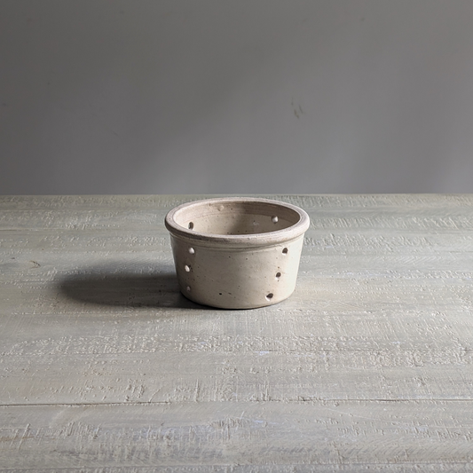 Large Off-White Cheese Strainer 2