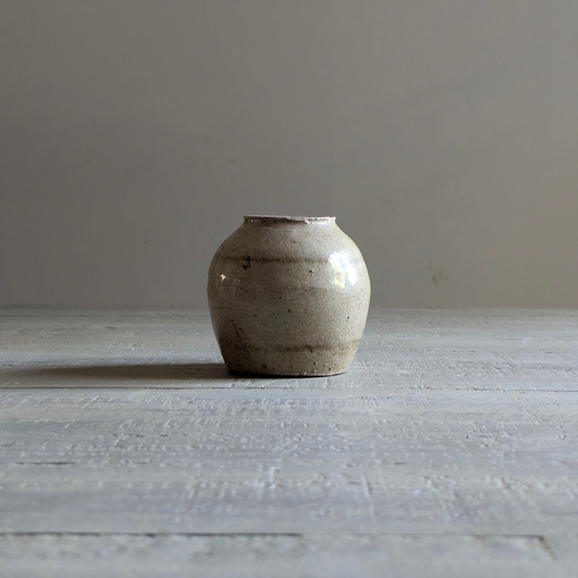 Small Beige Banded Ginger Jar