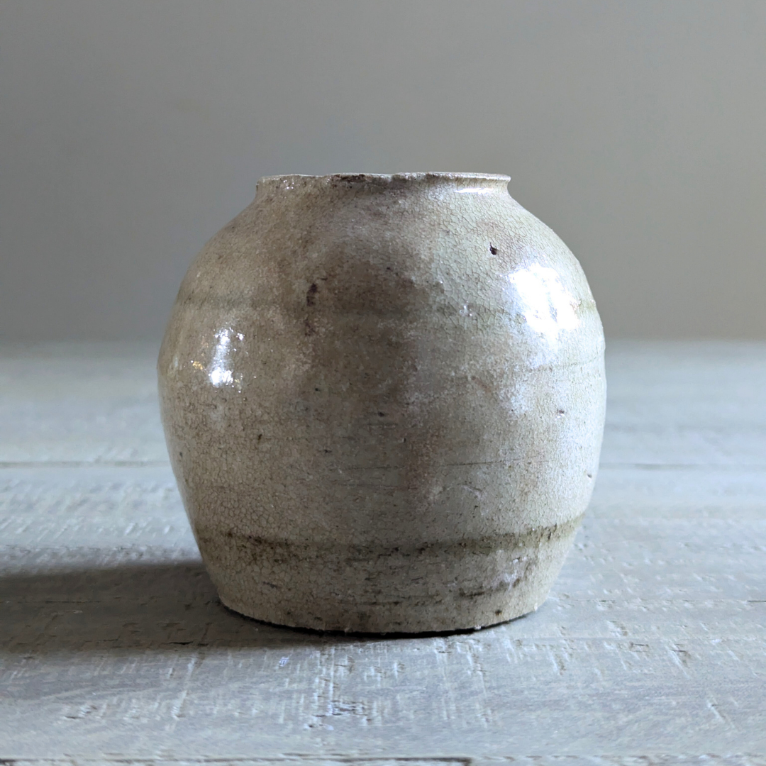 Small Beige Banded Ginger Jar