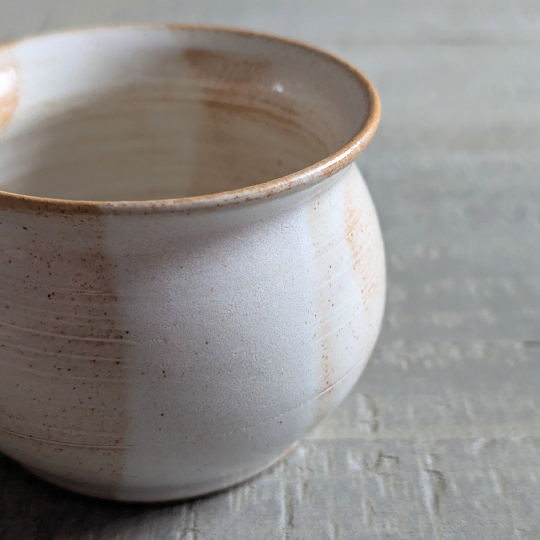 Small Cream Matchstick Pot