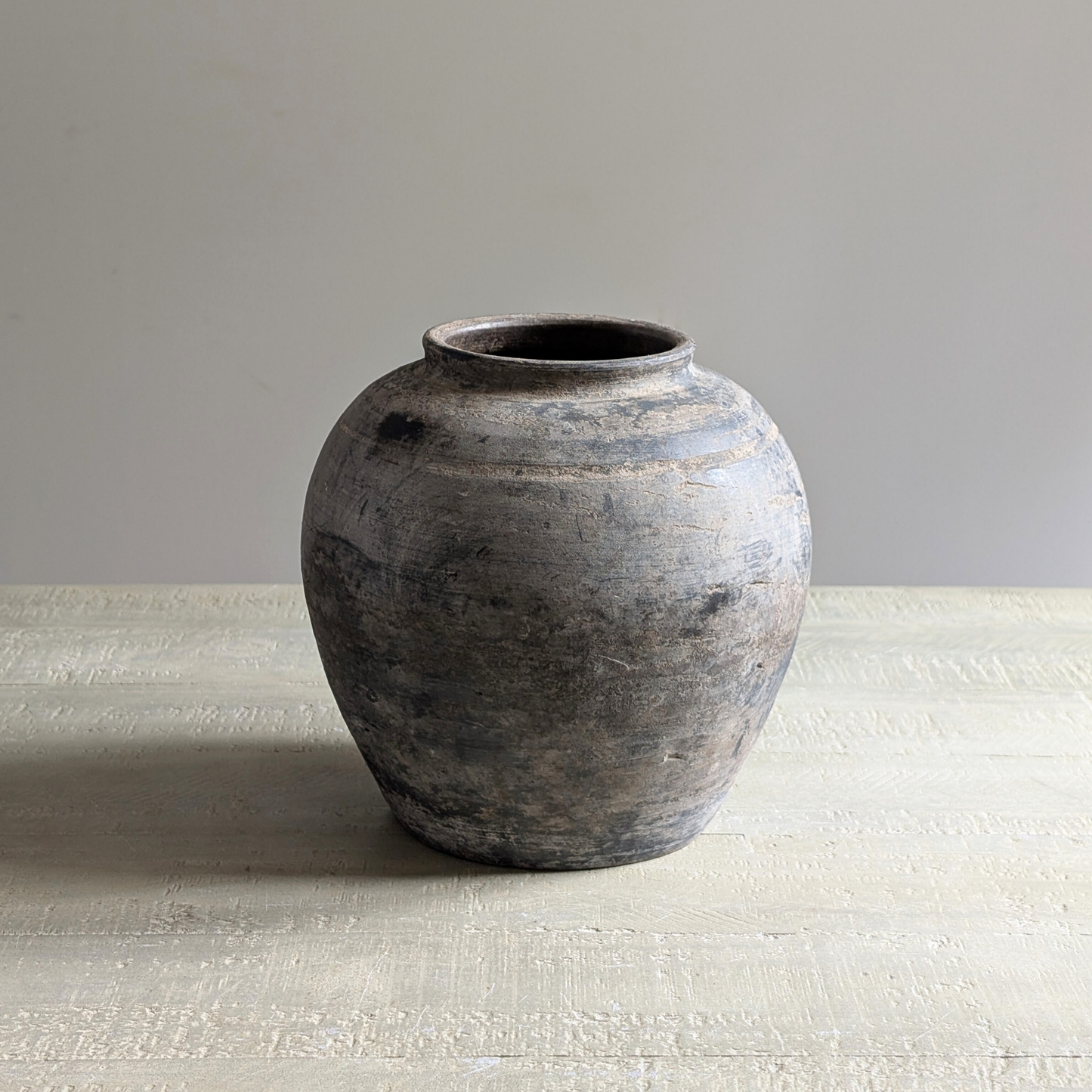Large Charcoal Pot