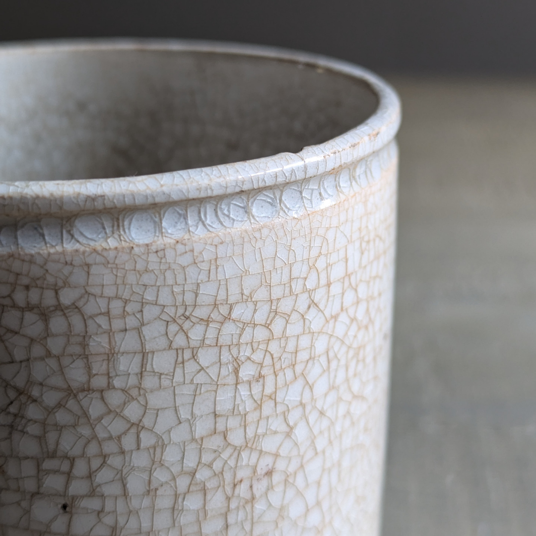 Crackled White Pot