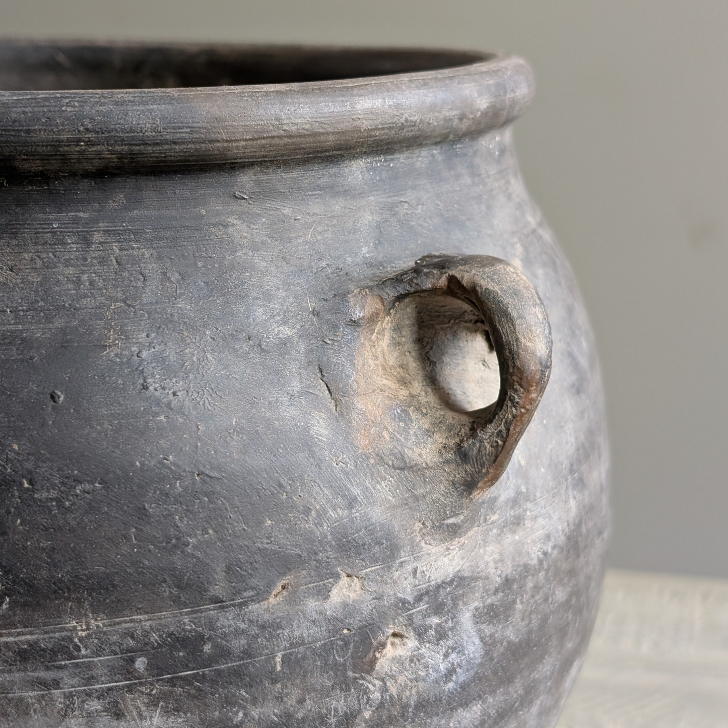 Medium Stone Grey Handled Pot