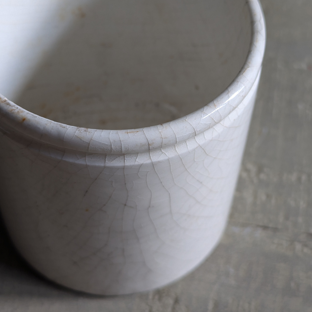 Crackled White Pot