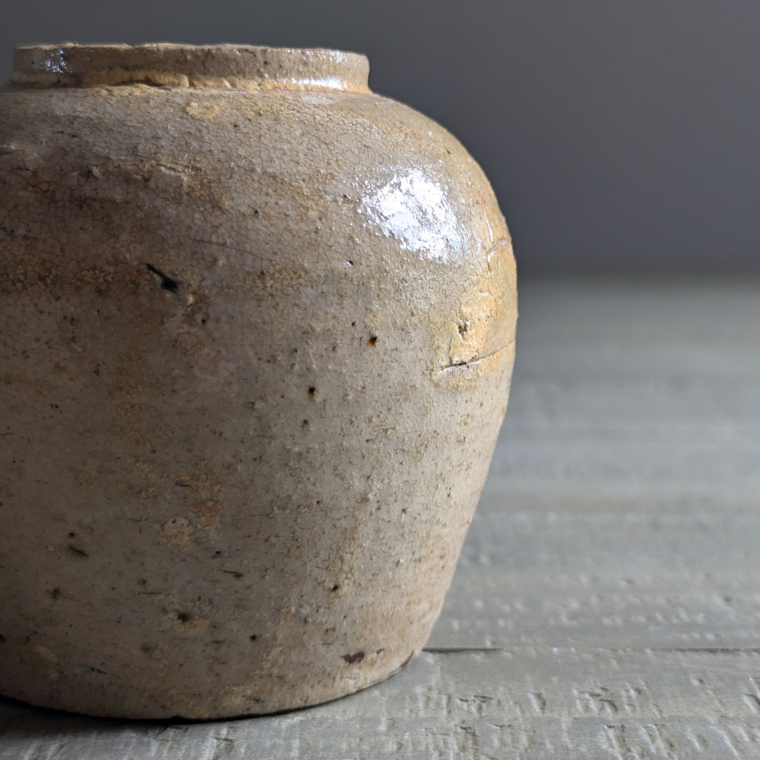 Small Beige Ginger Jar