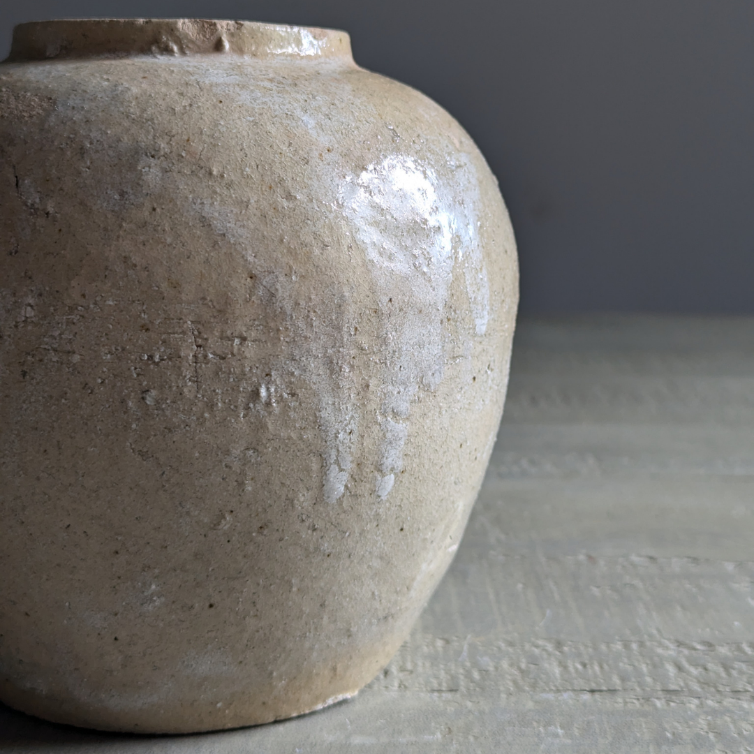 Large Beige Ginger Jar