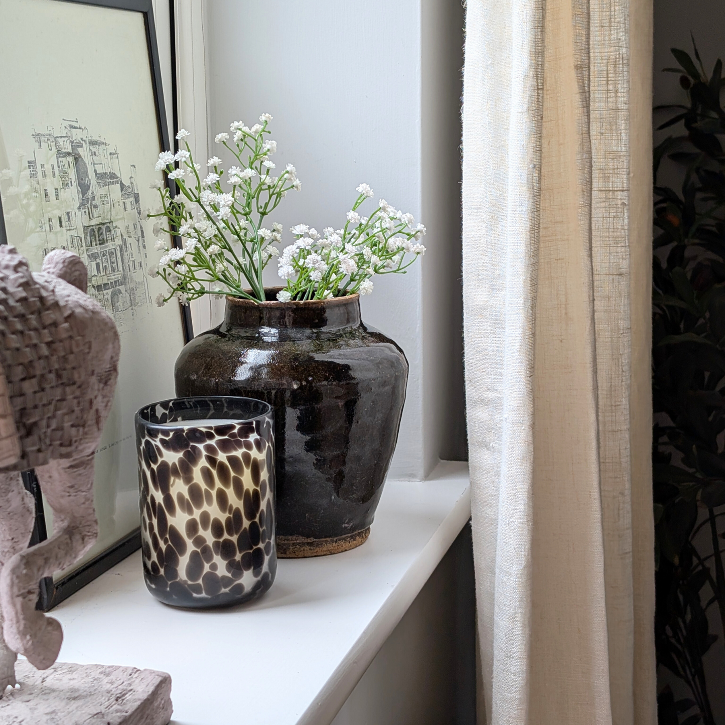 Small Black Chinese Pot