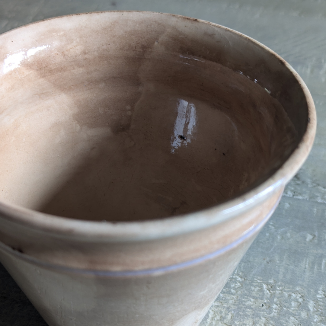 Tapered Mottled Pot