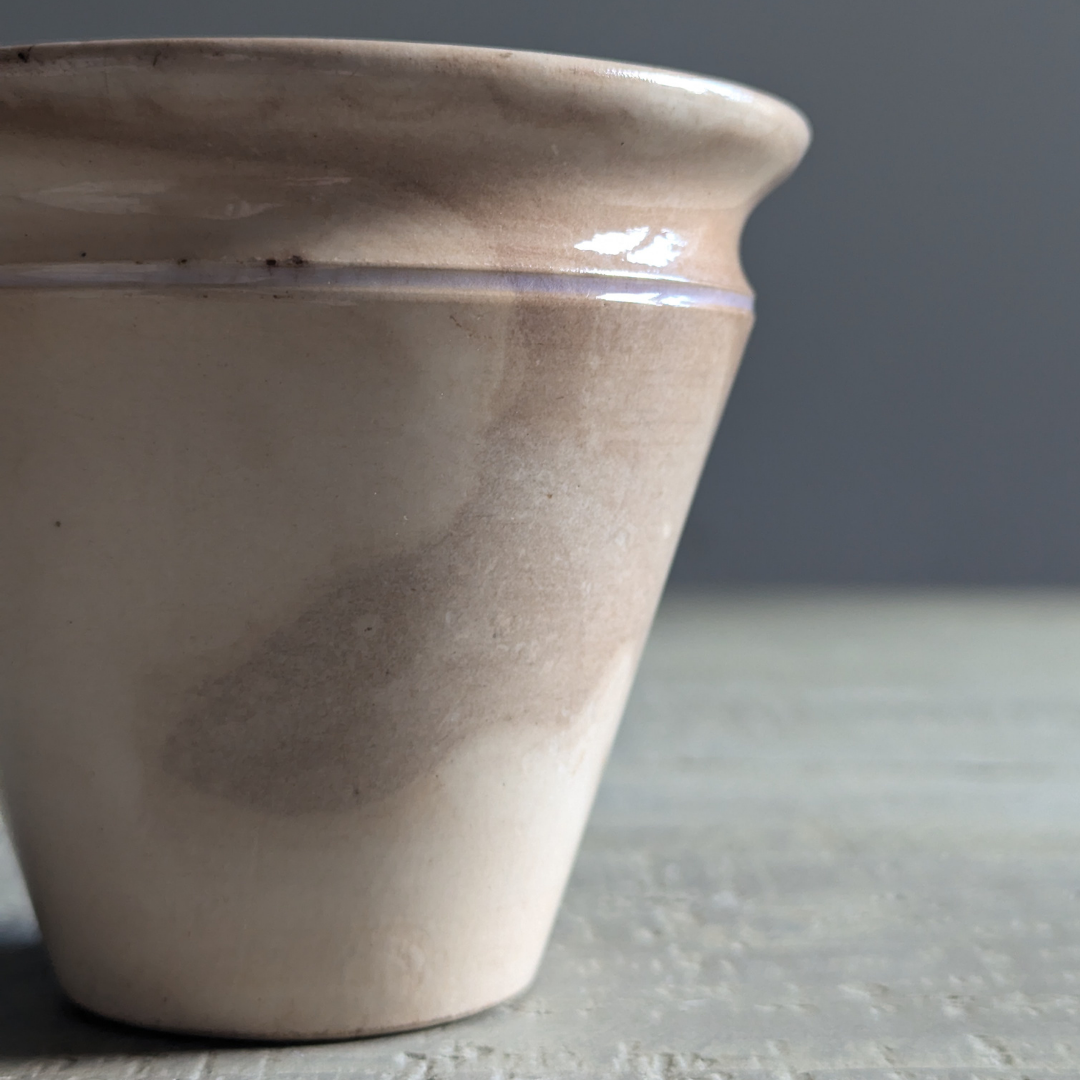 Tapered Mottled Pot