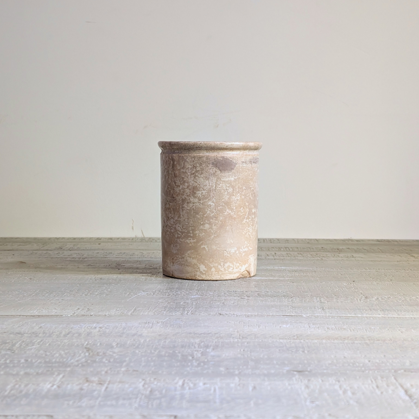 Mottled Pots