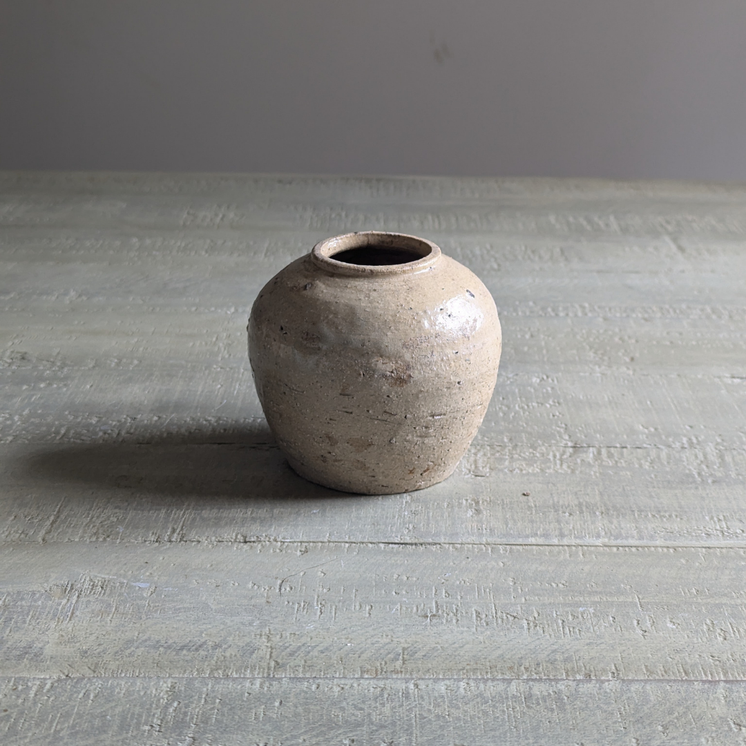 Small Beige Ginger Jar