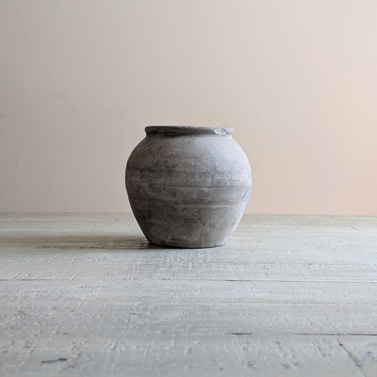 Small Grey Pot 3