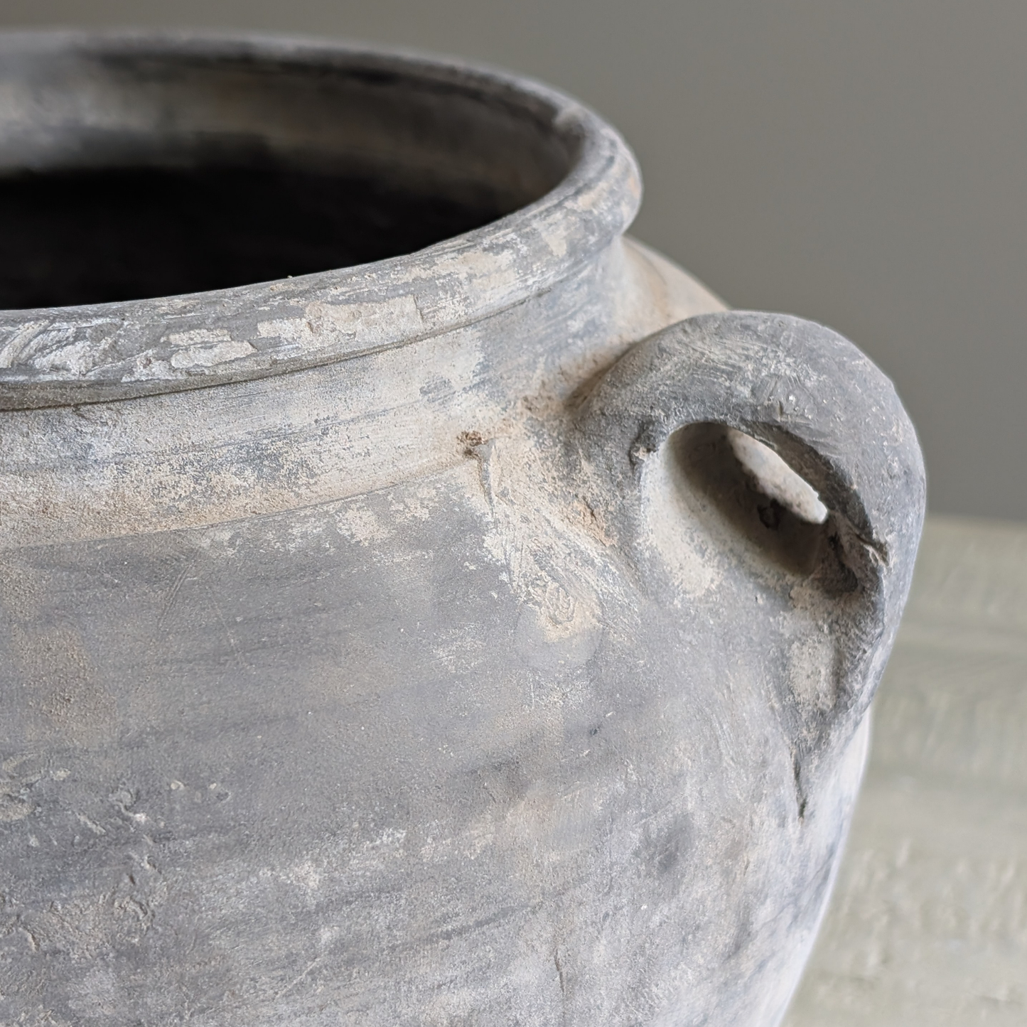 Medium Stone Grey Double Handled Pot