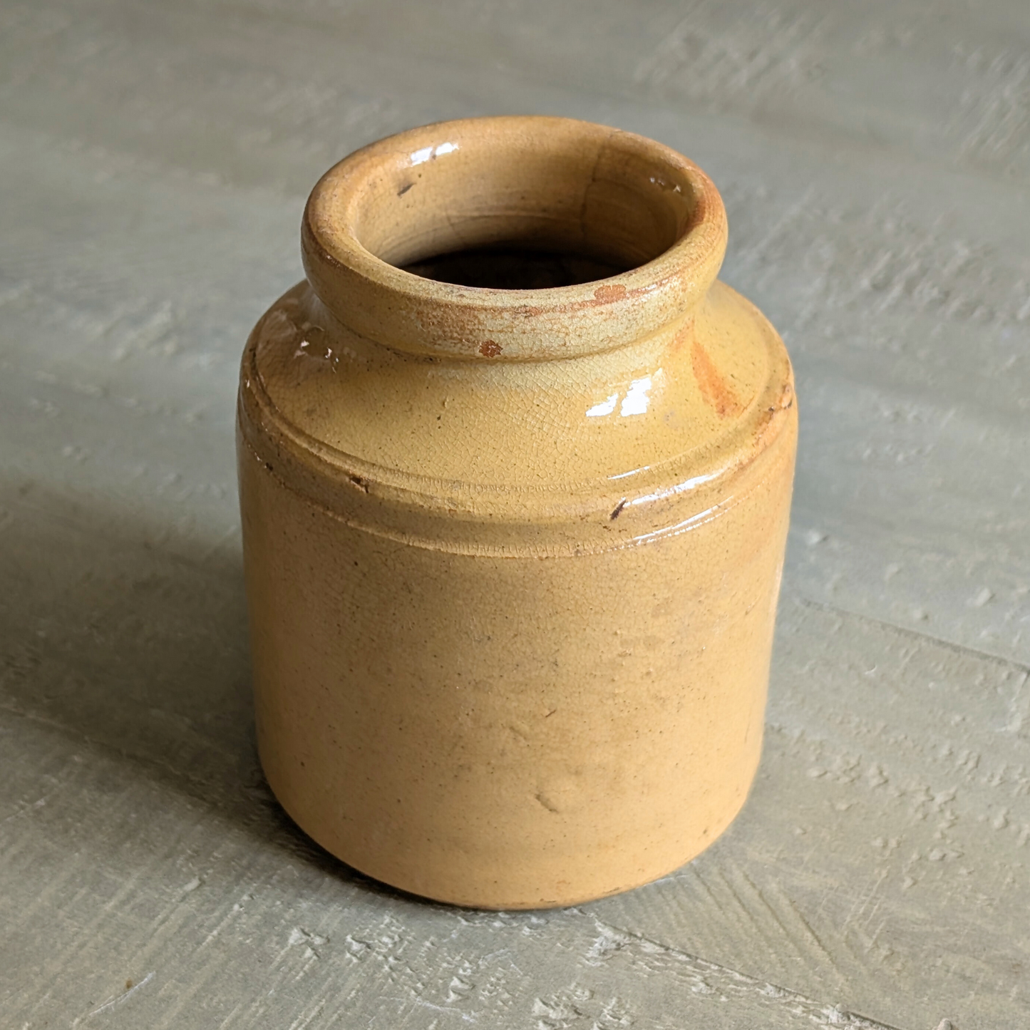 Small Yellow French Pot