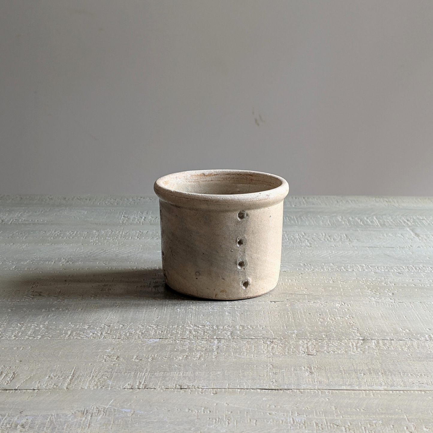 Large Off-White Cheese Strainer