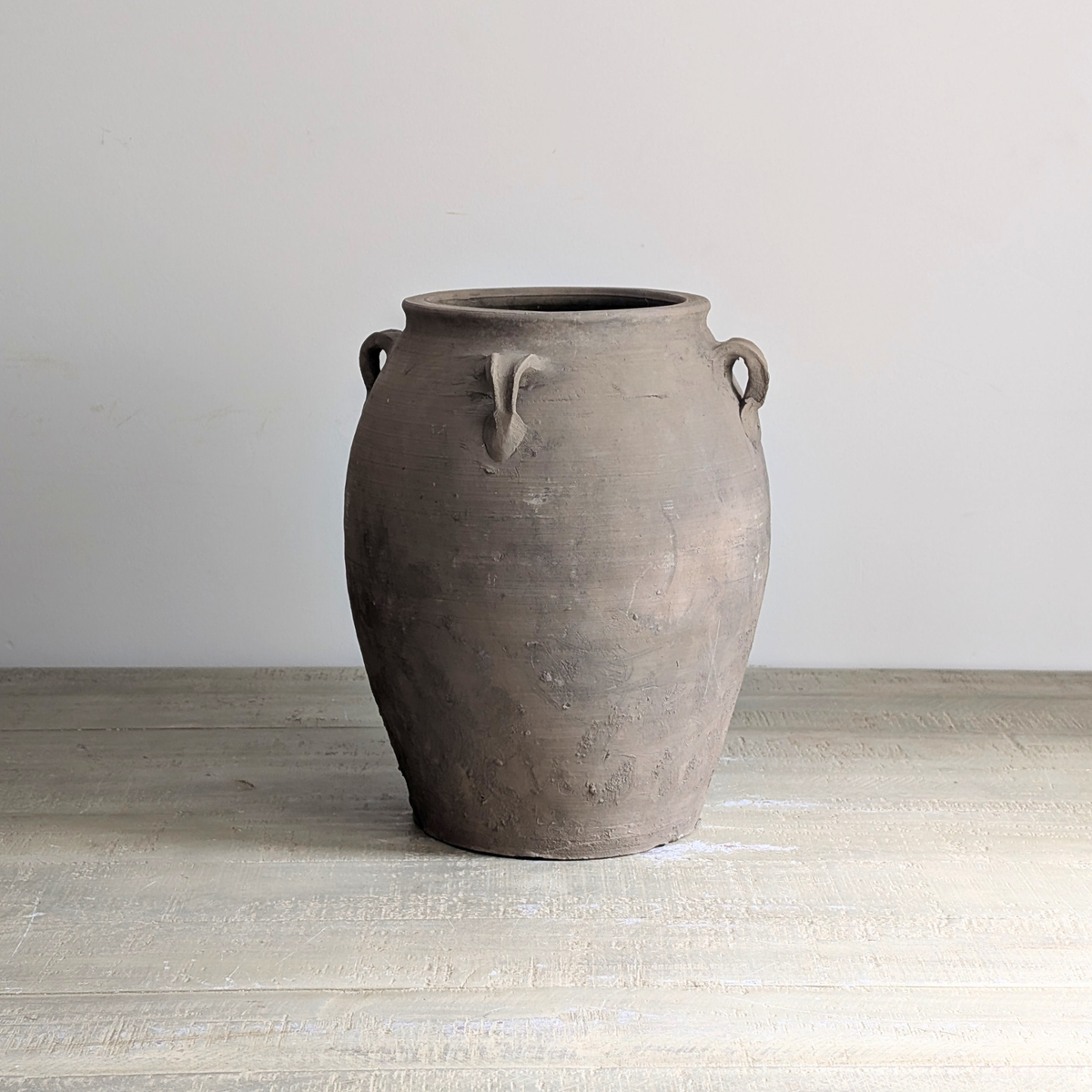 Large Grey Primitive Pot