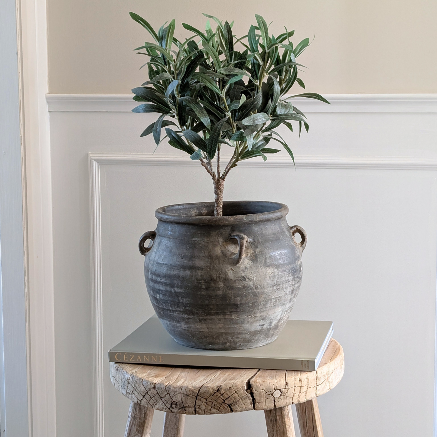 Medium Stone Grey Handled Pot