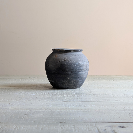 Small Charcoal Pot 1