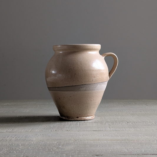 Single Handle Beige Glaze Pot